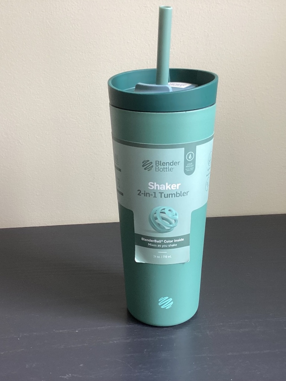 NWT Blender Bottle Stainless Steel Shaker 2-in-1 Tumbler With Straw n Swig Openi